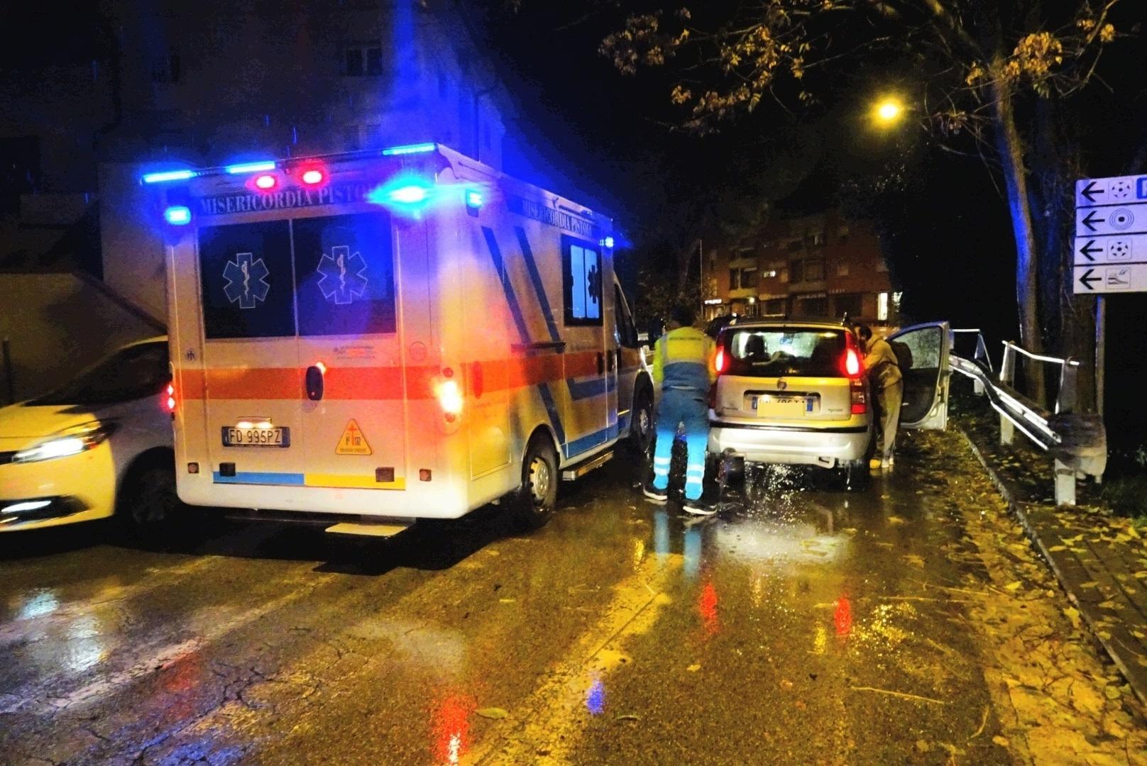 Investita in via Bonellina, gravissima una donna di 62 anni