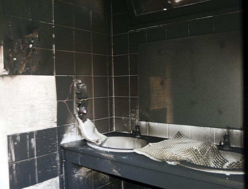 Fuoco nei bagni della stazione ferroviaria 