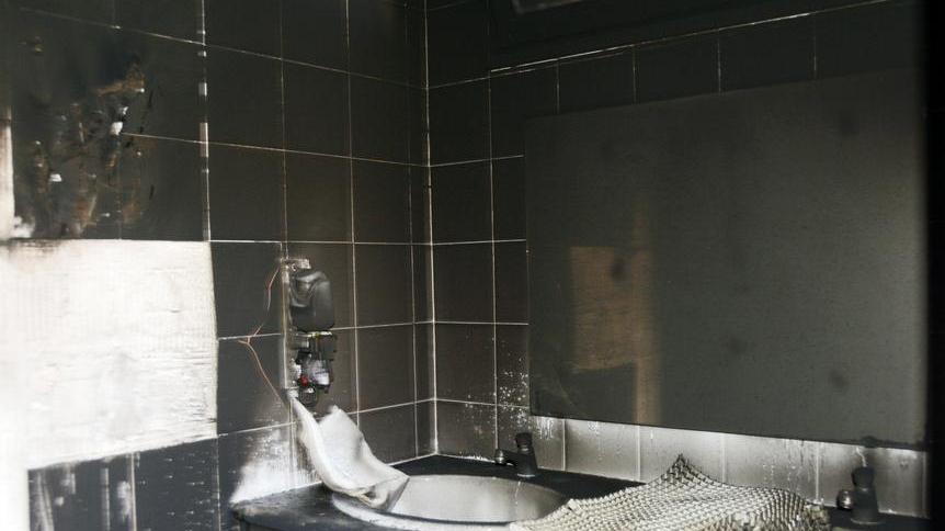 Fuoco nei bagni della stazione ferroviaria
