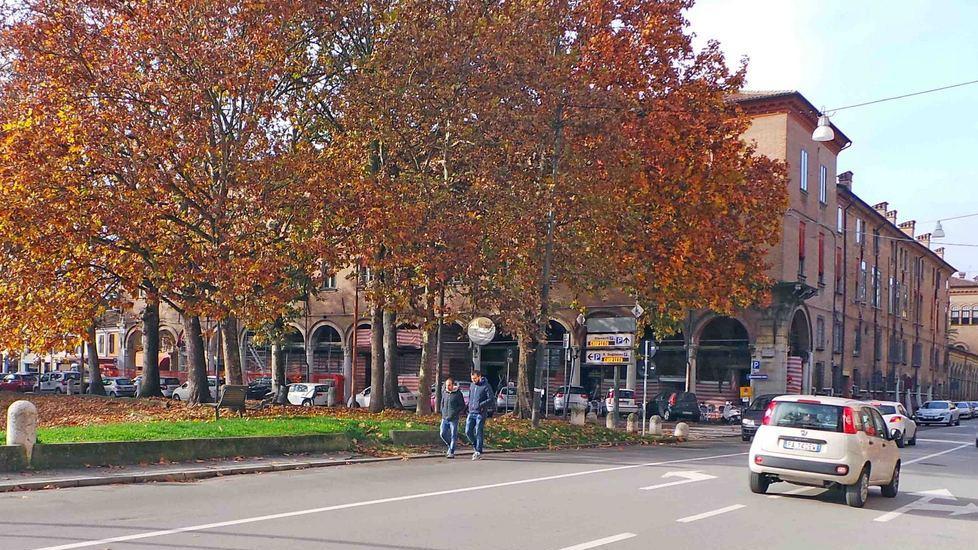 Ragazza scippata, presa la borsa