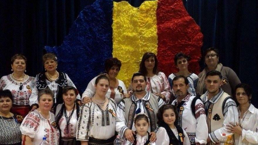 Balli, poesie e cucina la città festeggia la comunità romena