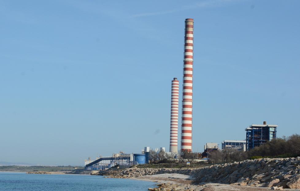 Nel serbatoio restano i sigilli 