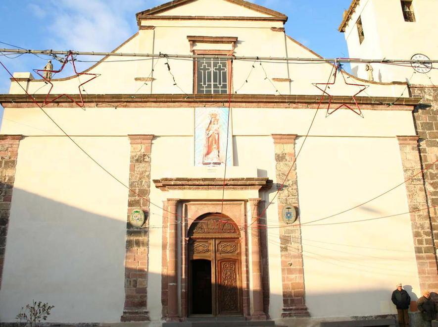 Don Salvatore Biccai nuovo parroco di Sindia 