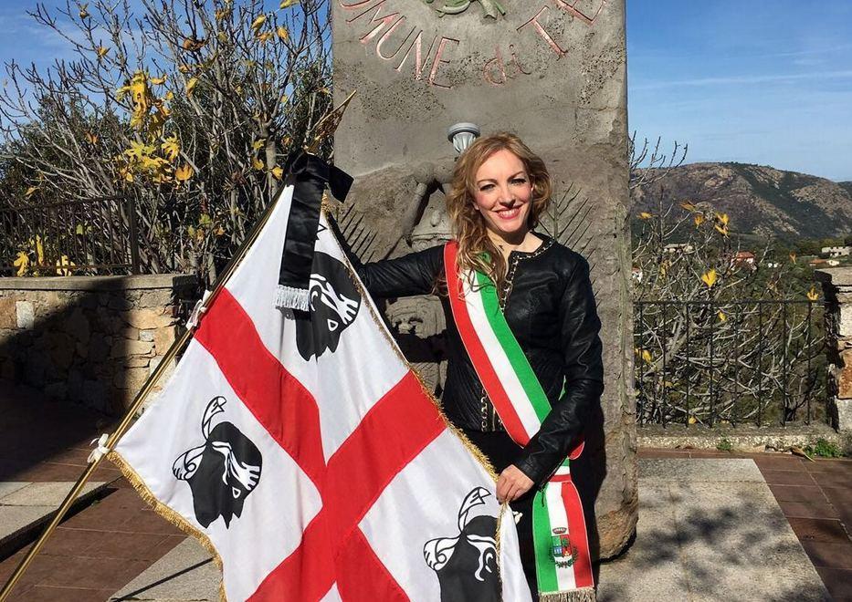 Meglio in due, sit-in della sindaca Dearca