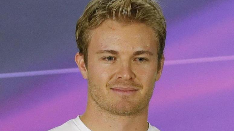 F1, ad Abu Dhabi si decide il Mondiale Hamilton deve attaccare Rosberg