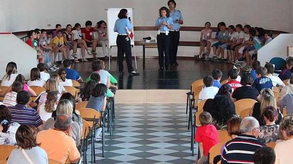 I genitori chiedono certezze sulle scuole elementari