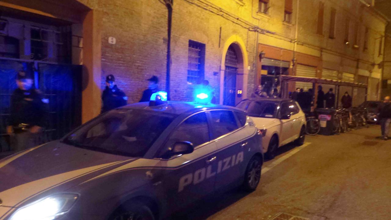 La Polizia di Stato interviene al Lobo Loco