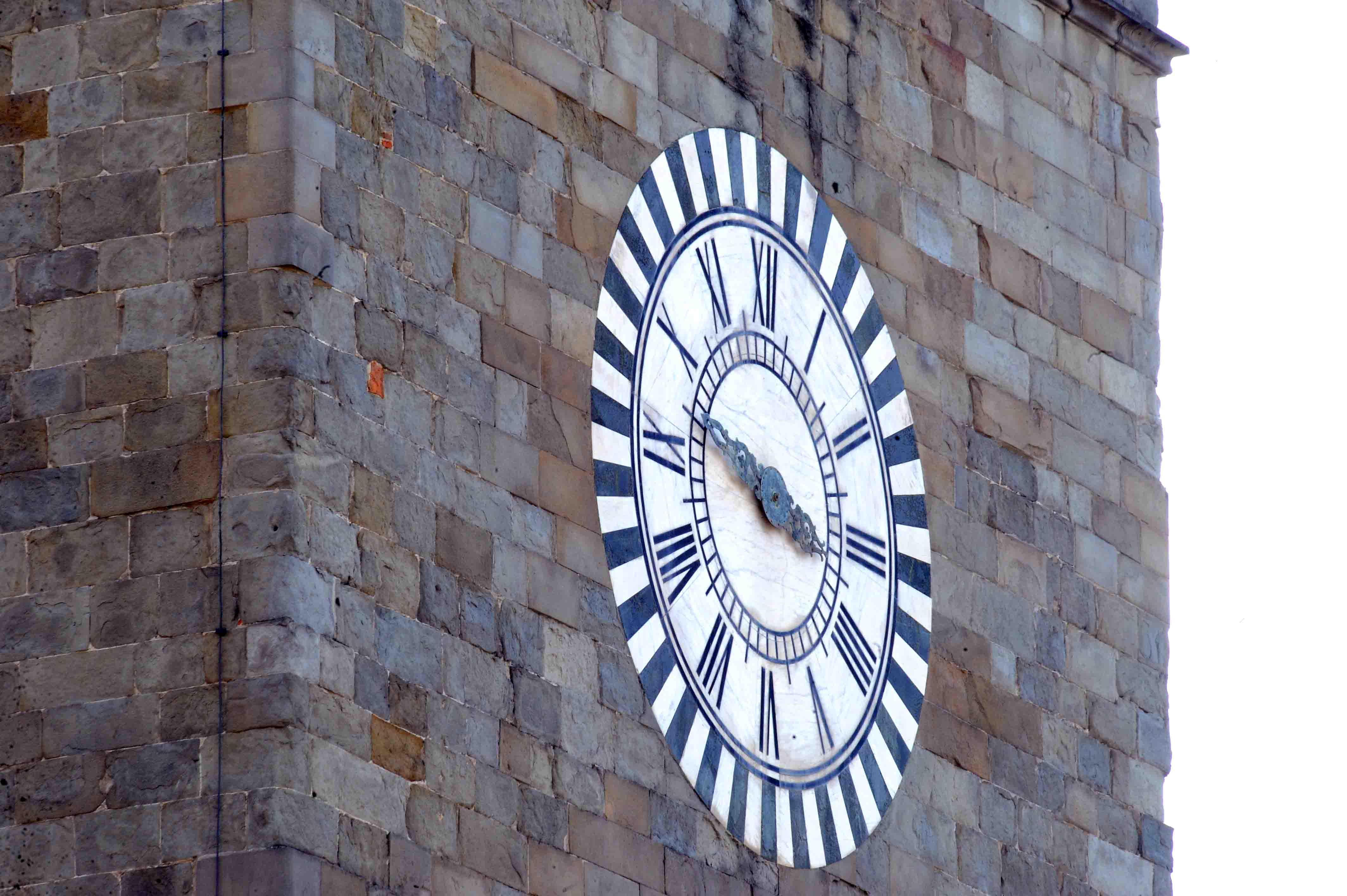L'orologio del campanile riparte per Pistoia capitale della cultura