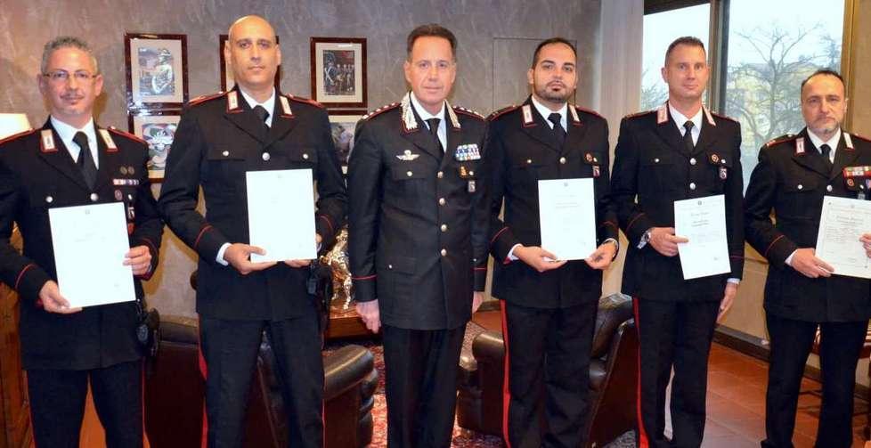 Encomi per carabinieri coraggiosi 