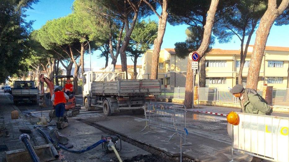 Rubinetti a secco il sindaco chiude la scuola a Marina