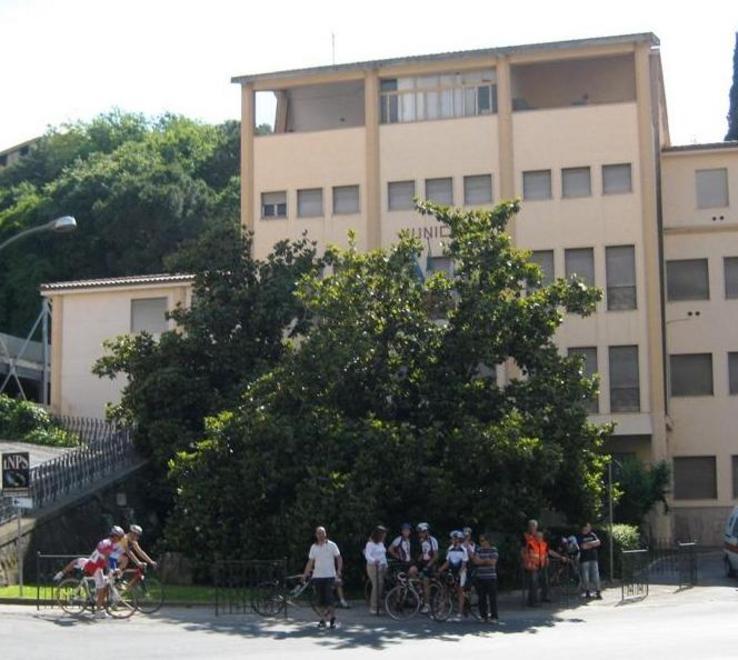 Prometeo cerca figure esterne 