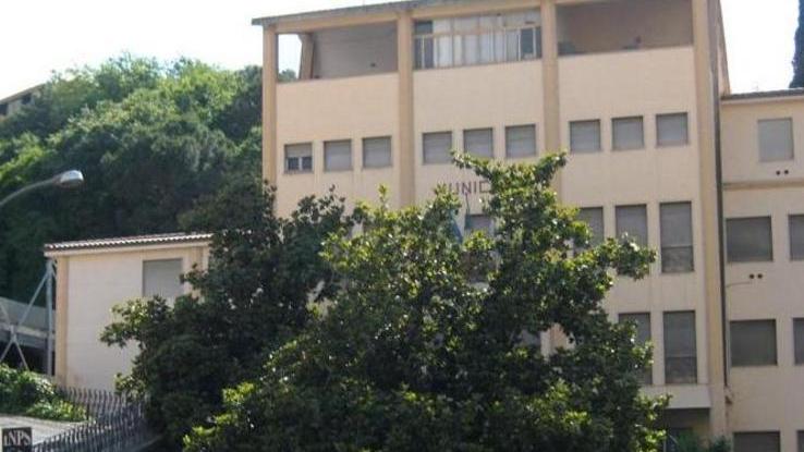 Prometeo cerca figure esterne