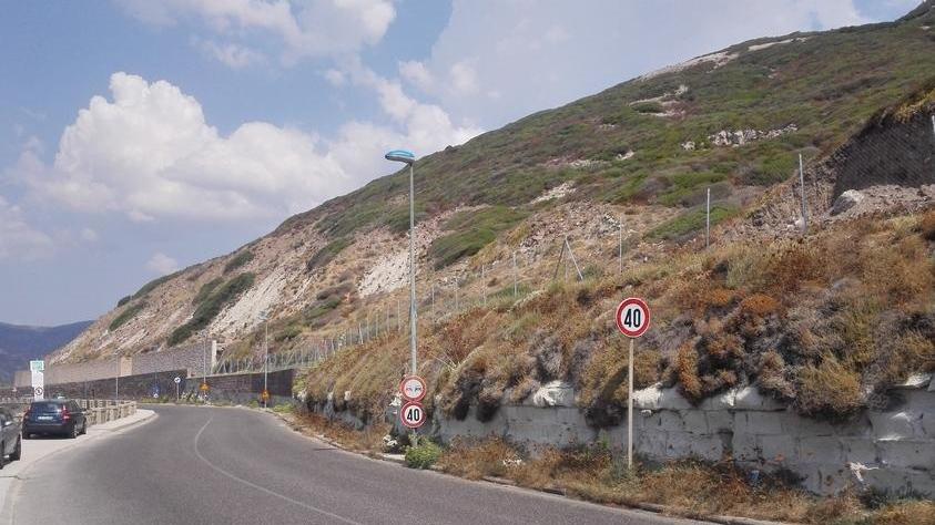 Nuovi stop al traffico sulla litoranea Bosa-Turas 