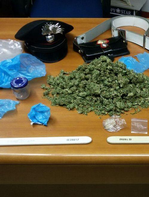 Aveva marijuana, giovane fermato 