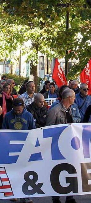 Una protesta di lavoratori (foto archivio)