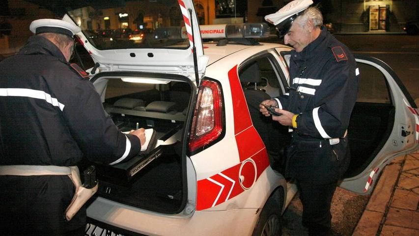 Centocinquanta locali multati per il suolo pubblico