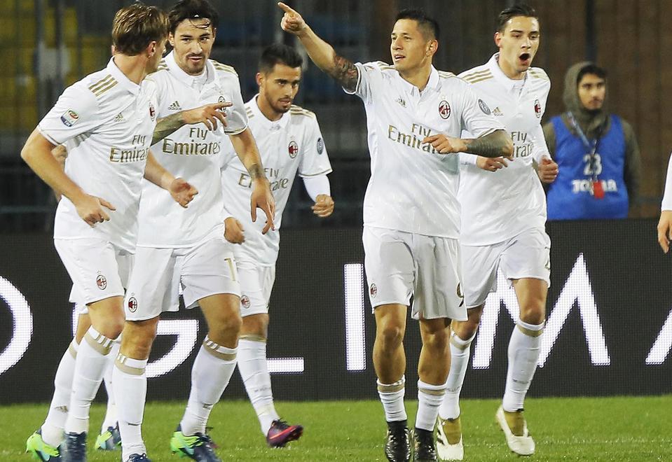 Lapadula trascinatore: il Milan mette le ali 