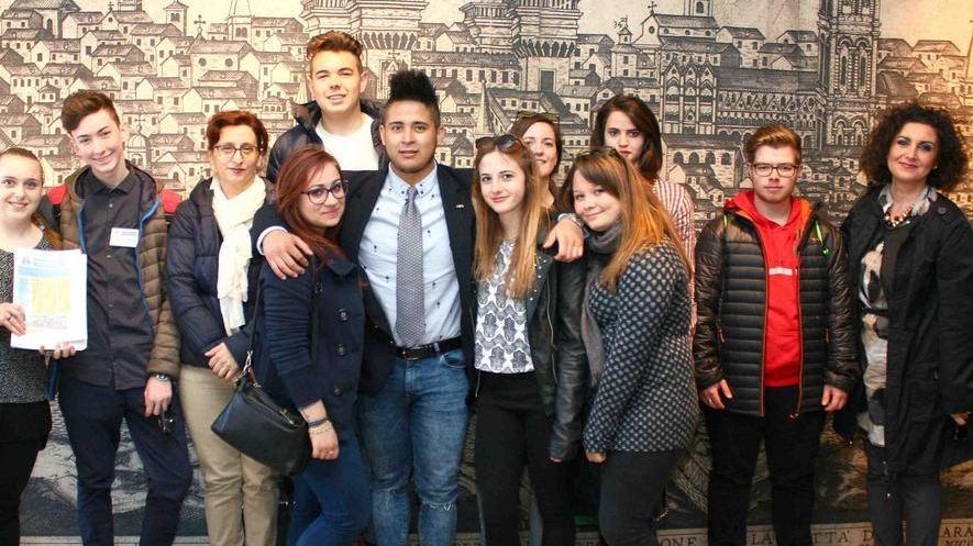 Un futuro per i giovani che trova radici nella scuola