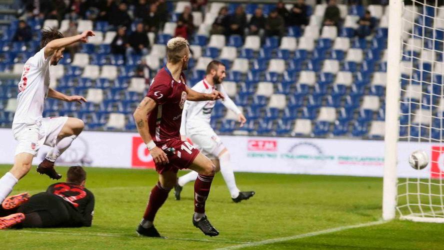 Capolavoro di Mogos e la Reggiana è prima