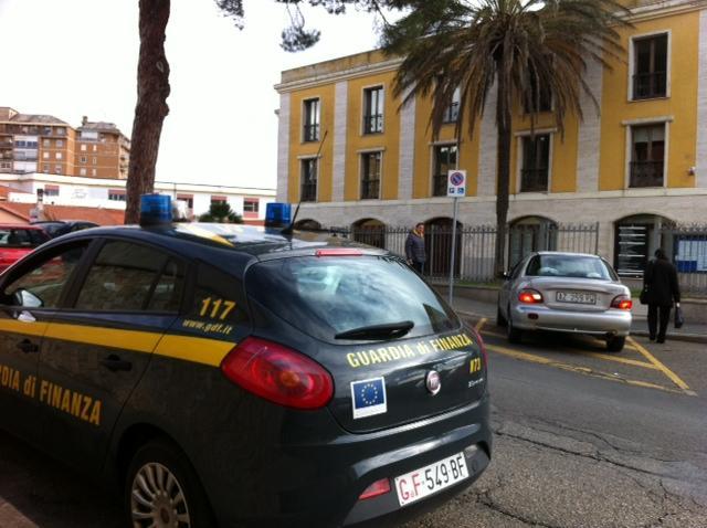 La guardia di finanza al comune di Iglesias