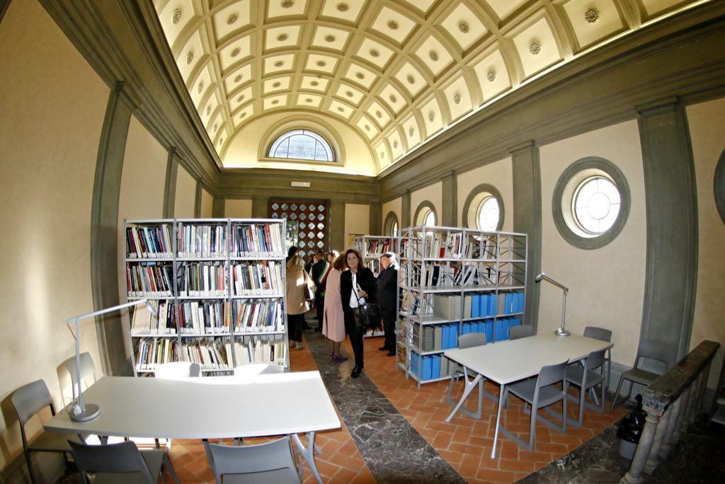 La biblioteca ripristinata e riaperta al pubblici (Marzi/Pentafoto)