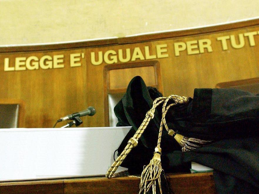 A Modena una maga “spillò” 125mila euro: condannata 