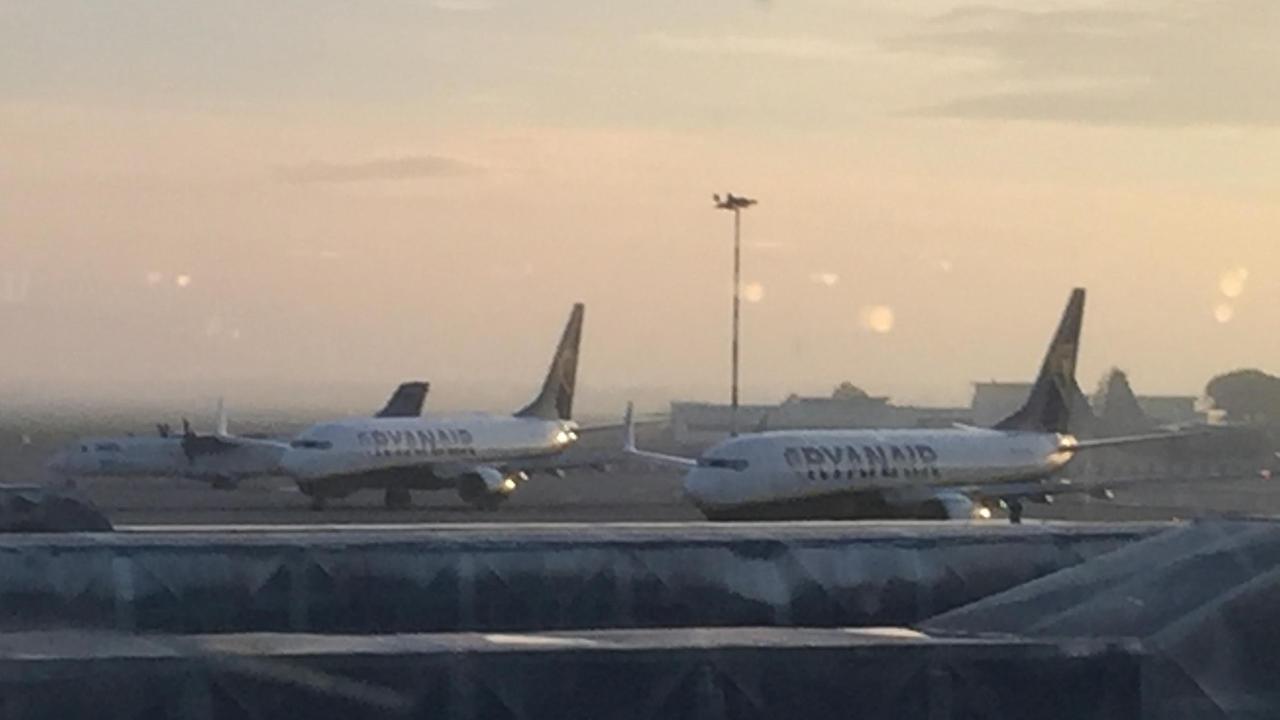 Pista danneggiata, aeroporto di Pisa chiuso per un'ora e mezzo