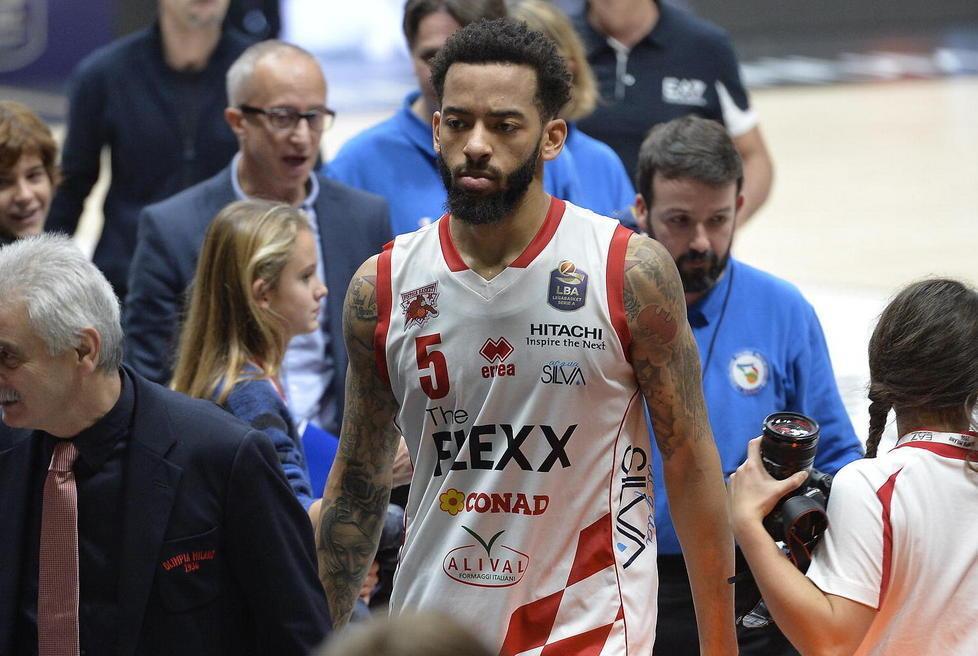 Lombardi, la grinta è quella giusta Petteway ha le polveri bagnate