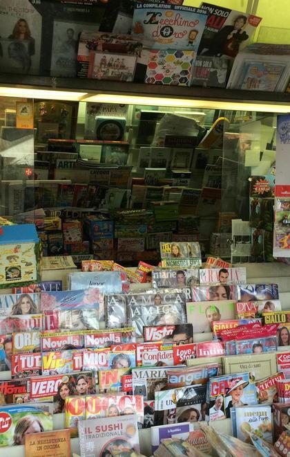 Razzia dei ladri nell’edicola del quartiere 