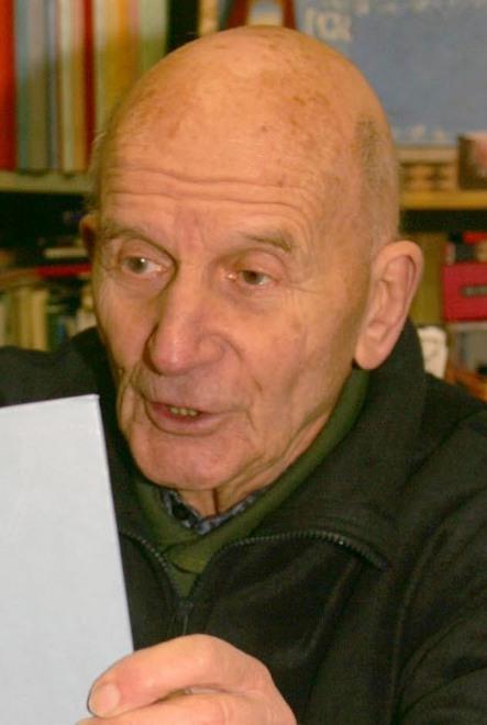 Oggi a Coviolo l’ultimo saluto al libraio Nino Nasi