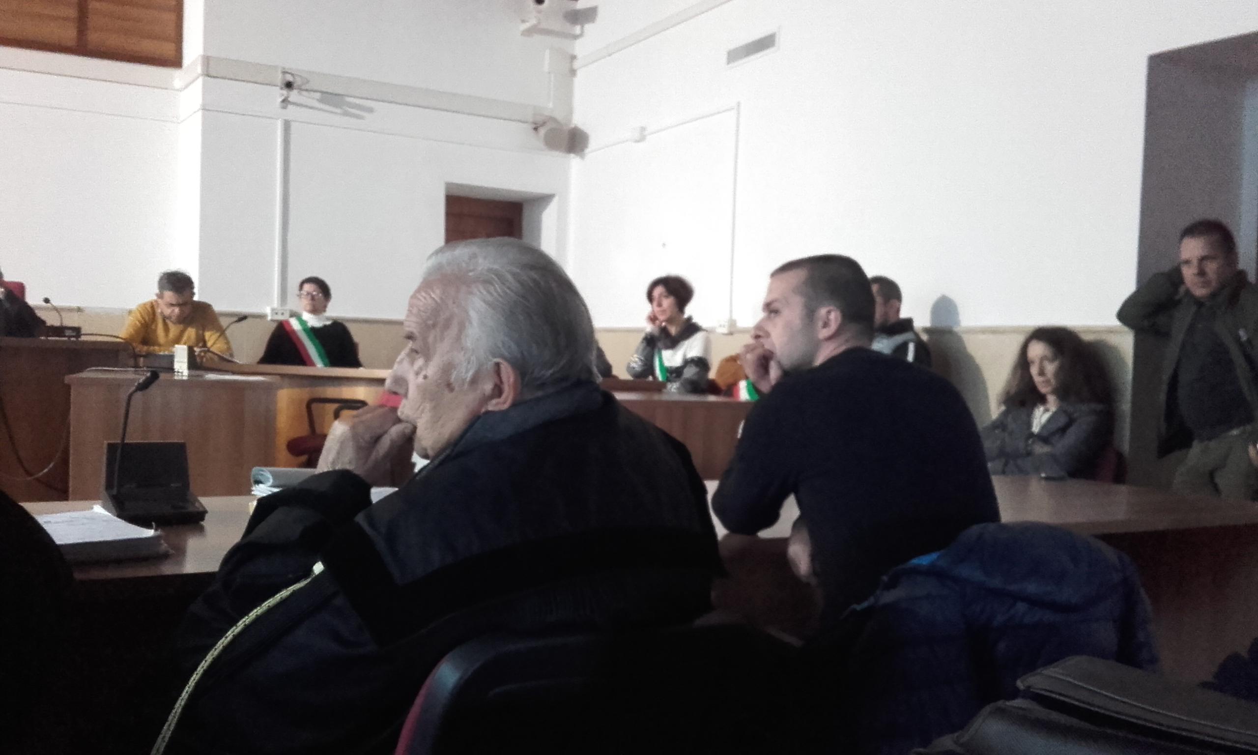 L'imputato Sergio Taioli (a destra) in aula con il suo avvocato