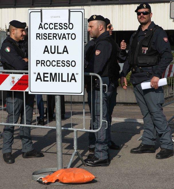 Processo Aemilia, minacce all’avvocato di Libera 