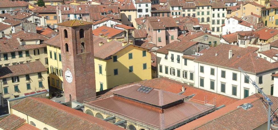 Campanile del Carmine a rischio: affidati i lavori