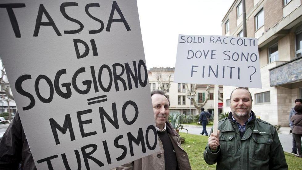Tassa di soggiorno al massimo d’estate