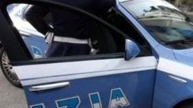 Minaccia il bimbo per farsi restituire i soldi: denunciato