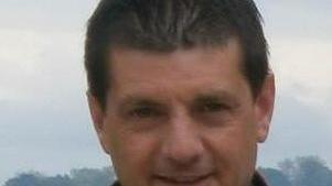 La città piange l’amico di tutti un giovane che sorrideva alla vita