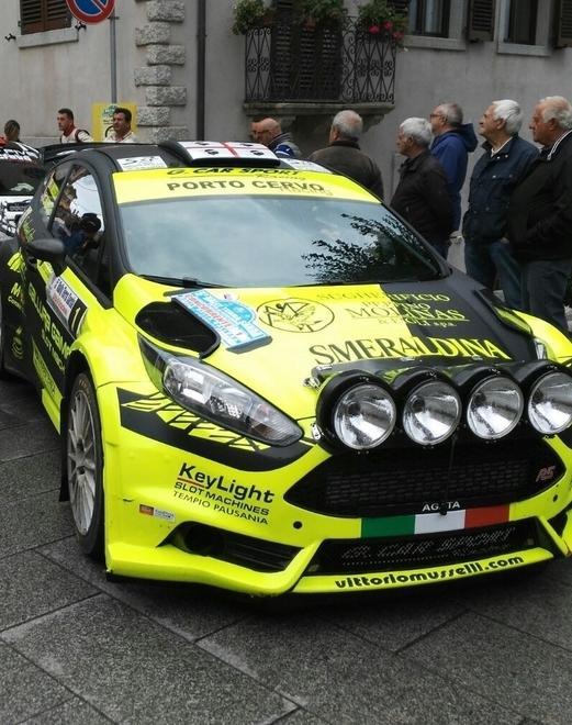 L’idea del Porto Cervo Racing: fare lezioni di guida agli studenti 
