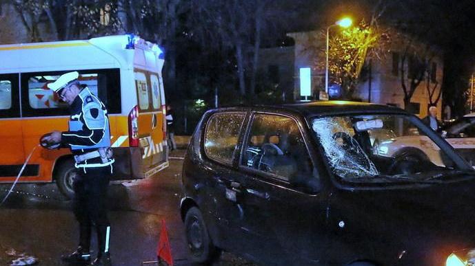 Grave donna investita da auto