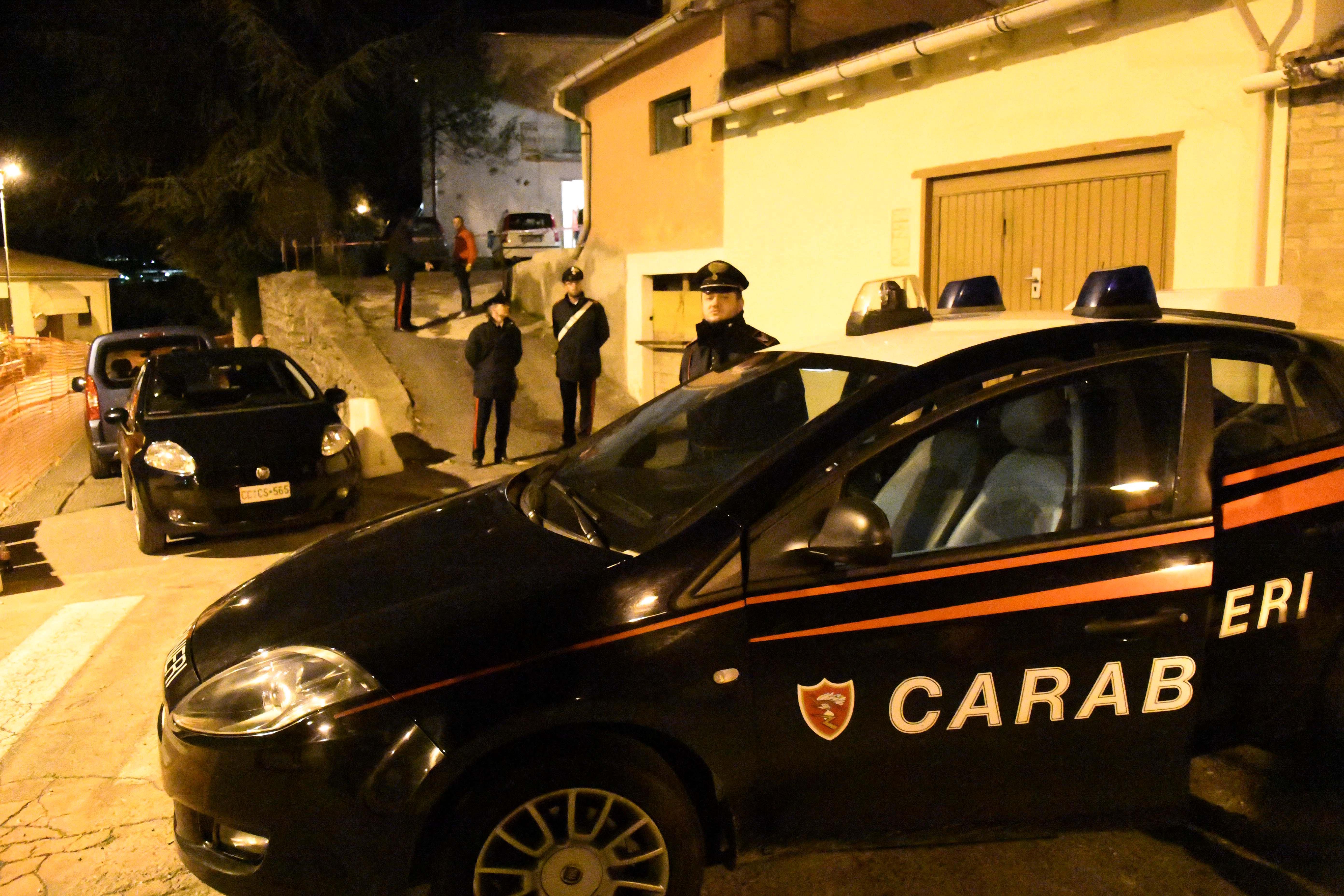 Operazione dei carabinieri durante la notte