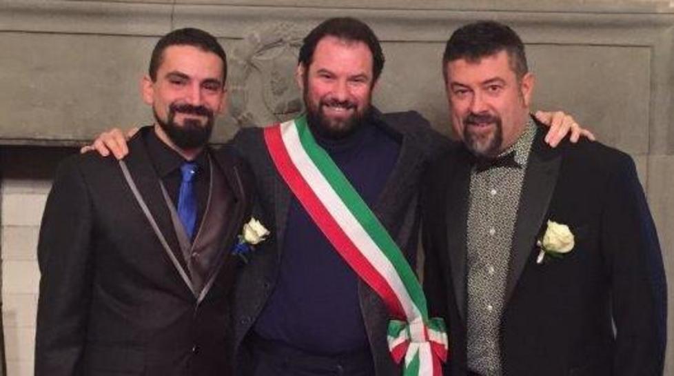 Carlo e Massimo hanno detto “sì” prima unione civile a Castello