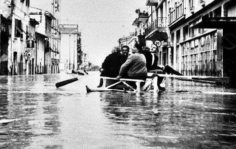 Oltre cento aziende finirono sott’acqua 