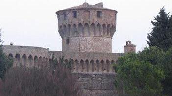 Trovato morto in carcere: indagini