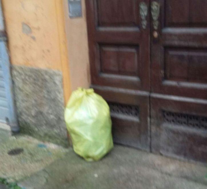 «Nessuno passa per la differenziata: è una presa in giro» 