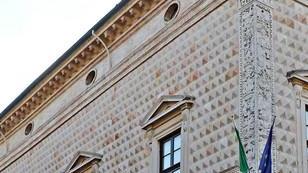 PALAZZO DIAMANTI
