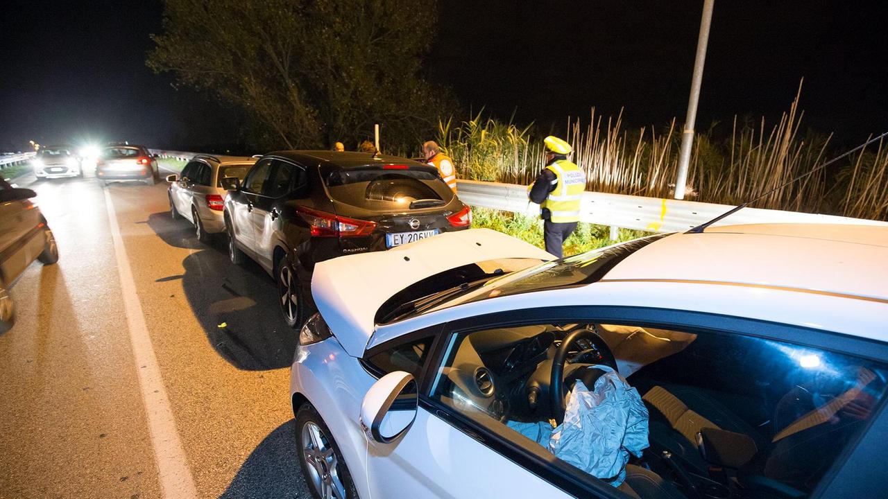 Incidente notturno sulla via Camporcioni (Foto Archivio)