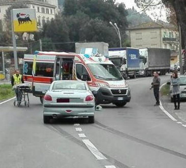 I soccorsi sul luogo dell'incidente a Castelfiorentino