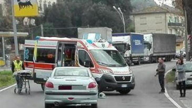 I soccorsi sul luogo dell'incidente a Castelfiorentino