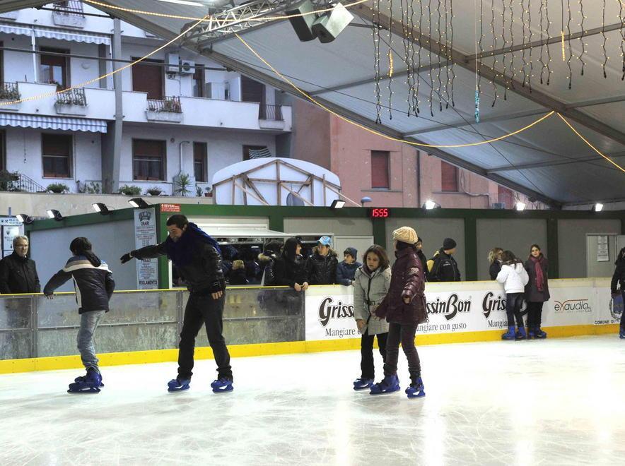Oggi torna la pista di ghiaccio nel quartiere della stazione