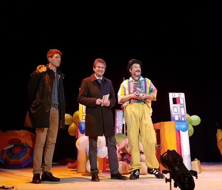 Teatro, abbonamento a un euro per i 14enni 