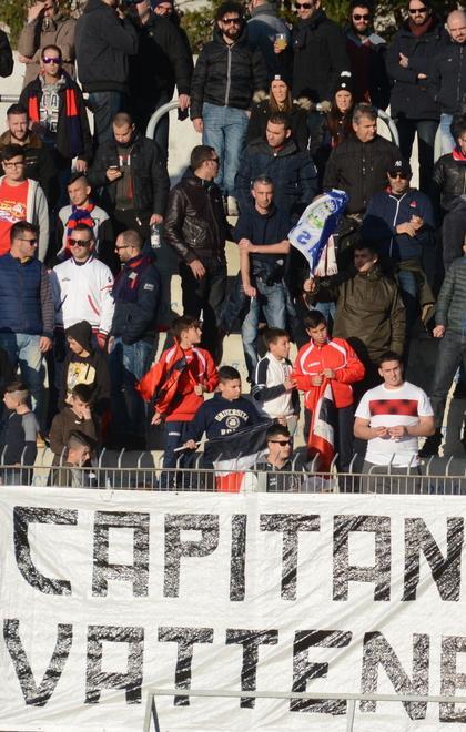 Rossoblù sfrattati, anzi no. Proteste in sede 